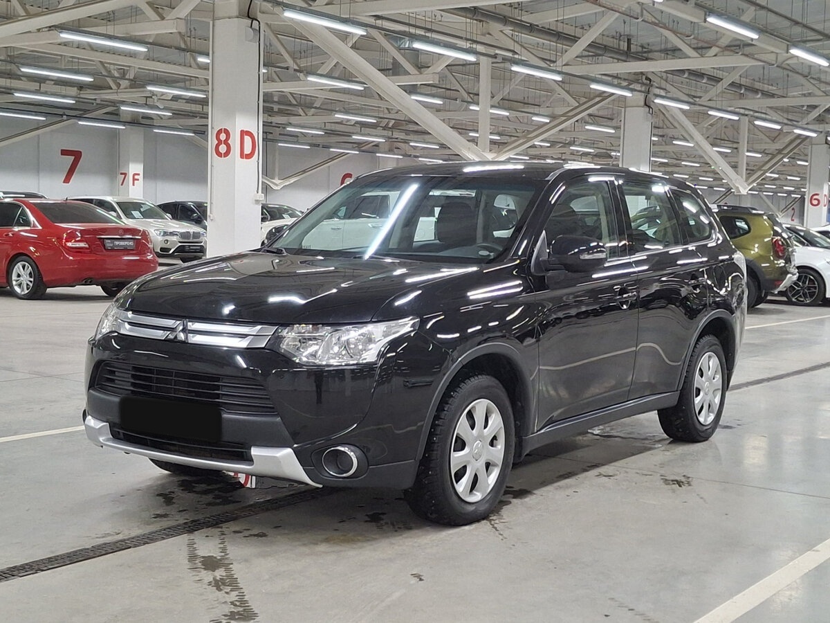 Mitsubishi Outlander III Рестайлинг, 2014 - фото №1